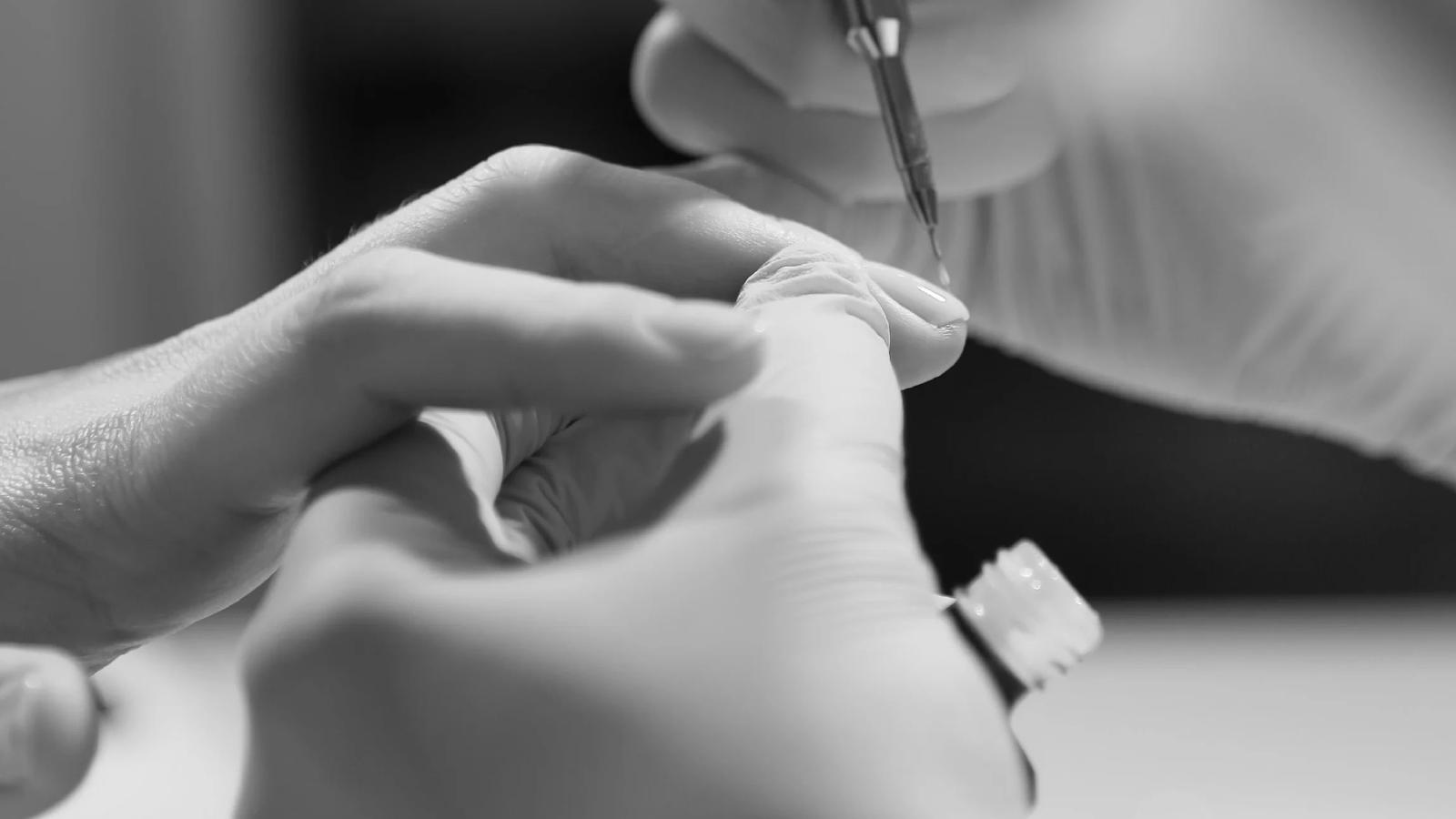 Handpflege – ruhige Studioaufnahme